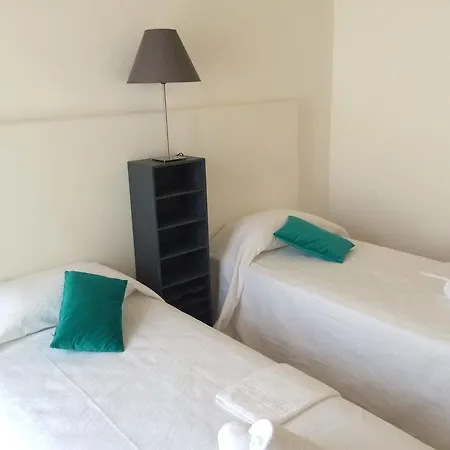 Bed & Breakfast Old School Lagos